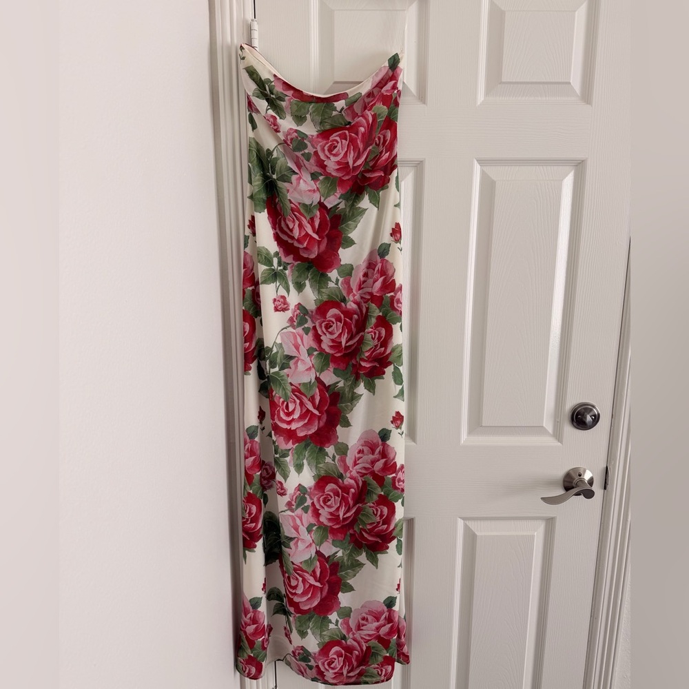 Meshki Ella Strapless Chiffon Maxi Dress - Rose Print. - Picture 3 of 8